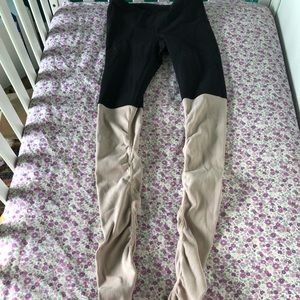 Alo yoga leggings